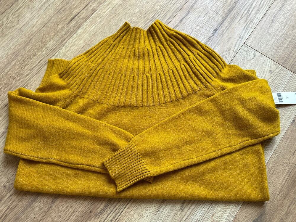 ANTHROPOLOGIE Sweater Women's Medium Gold Mustard Pullover Side Slit Tunic Knit